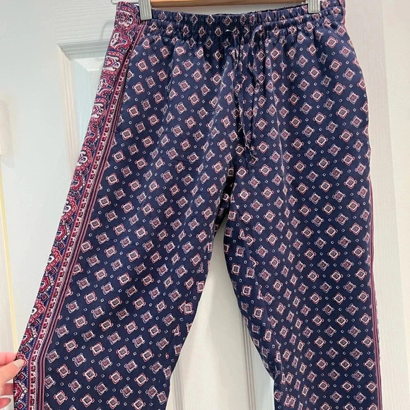 Joie Silk Cropped Deidre B Pant - Picture 6 of 8